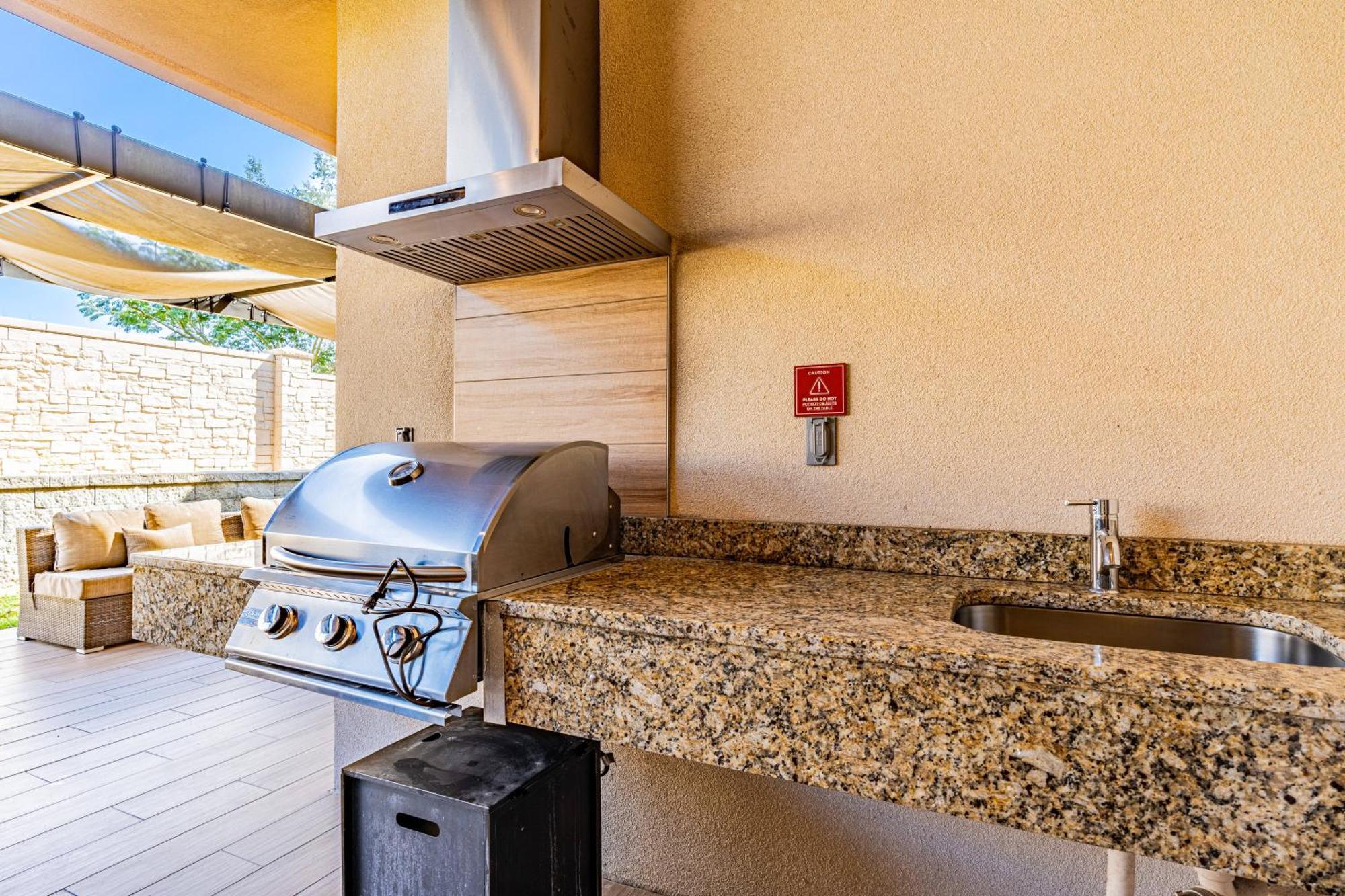 Private Hot Tub Bbq Grill At Magic Village Views Orlando Exterior foto